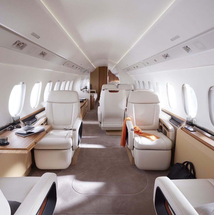 Interni della cabina Dassault Falcon 6X