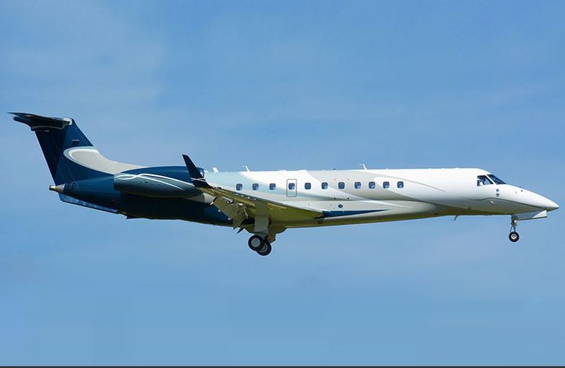 Embraer Legacy 650