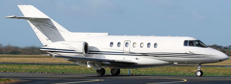 Hawker 1000