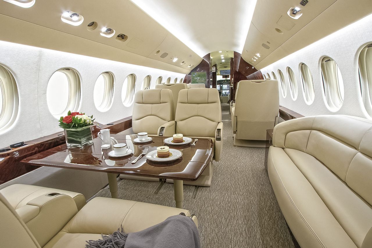 Dassault Falcon 7X cabin interior