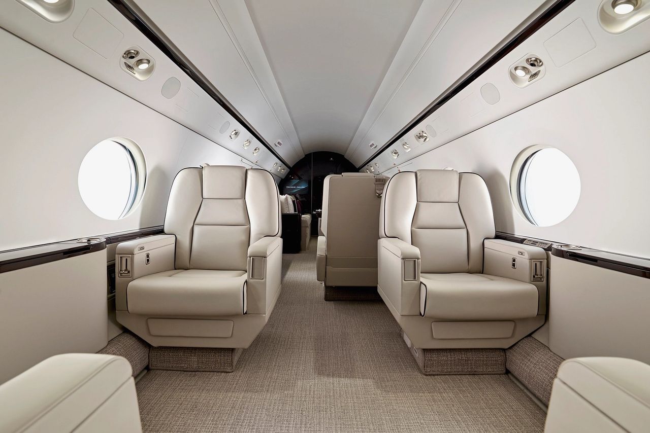 Gulfstream G550 cabin interior