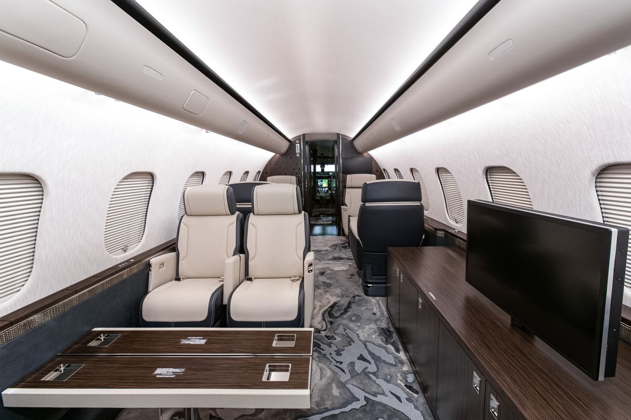 Bombardier Global 5500 cabin interior